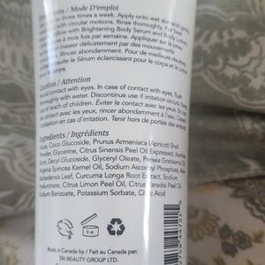 Scentuals natural brightening body scrub